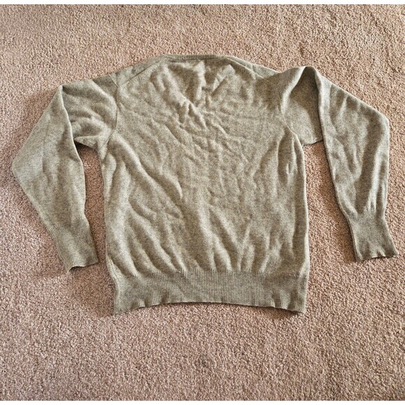 Saks Fifth Avenue Cashmere Sweater - Picture 3 of 4